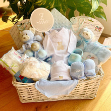 Lade das Bild in den Galerie-Viewer, Geschenk zur Geburt DELUX Blau Junge