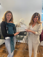 Lade das Bild in den Galerie-Viewer, Personalisierte Baby Geschenke nach Wunsch ab…