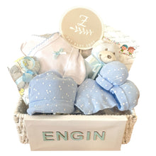 Görseli Galeri görüntüleyiciye yükleyin, Personalisiertes Geschenk zur Geburt für Jungen ENGIN