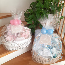 Lade das Bild in den Galerie-Viewer, Personalisierte Baby Geschenke nach Wunsch ab…