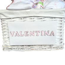 Lade das Bild in den Galerie-Viewer, Baby Name Baby gift rosa

